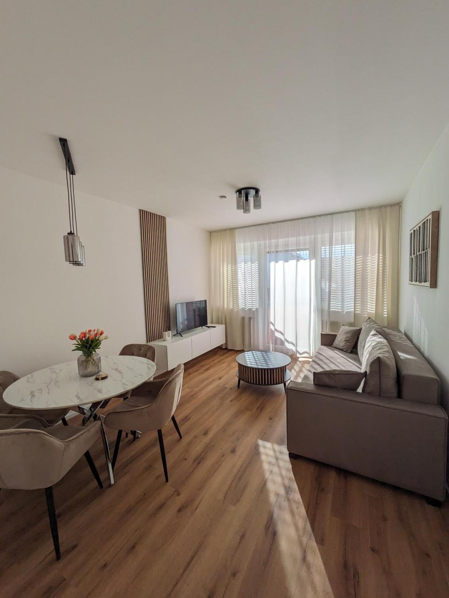 Charmante Ferienwohnung In Villach Exterior photo